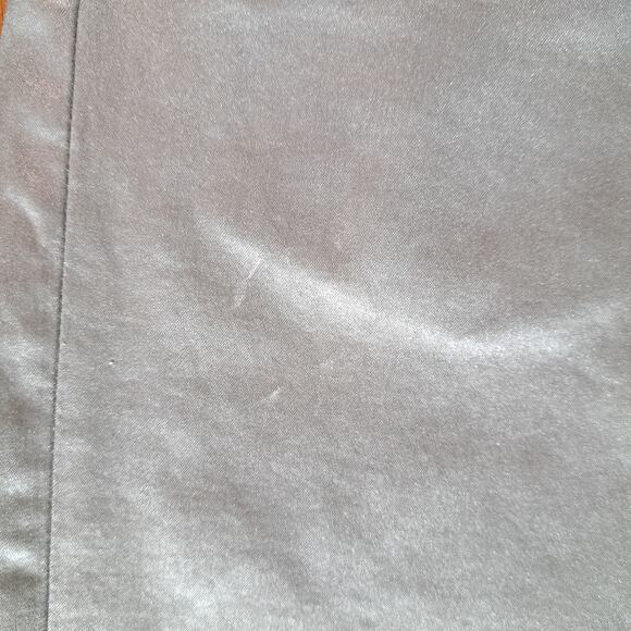 AG Farrah High Rise Skinny Jeans Silver Size 27 Leatherette Chrome-Cast Iron - Picture 12 of 13